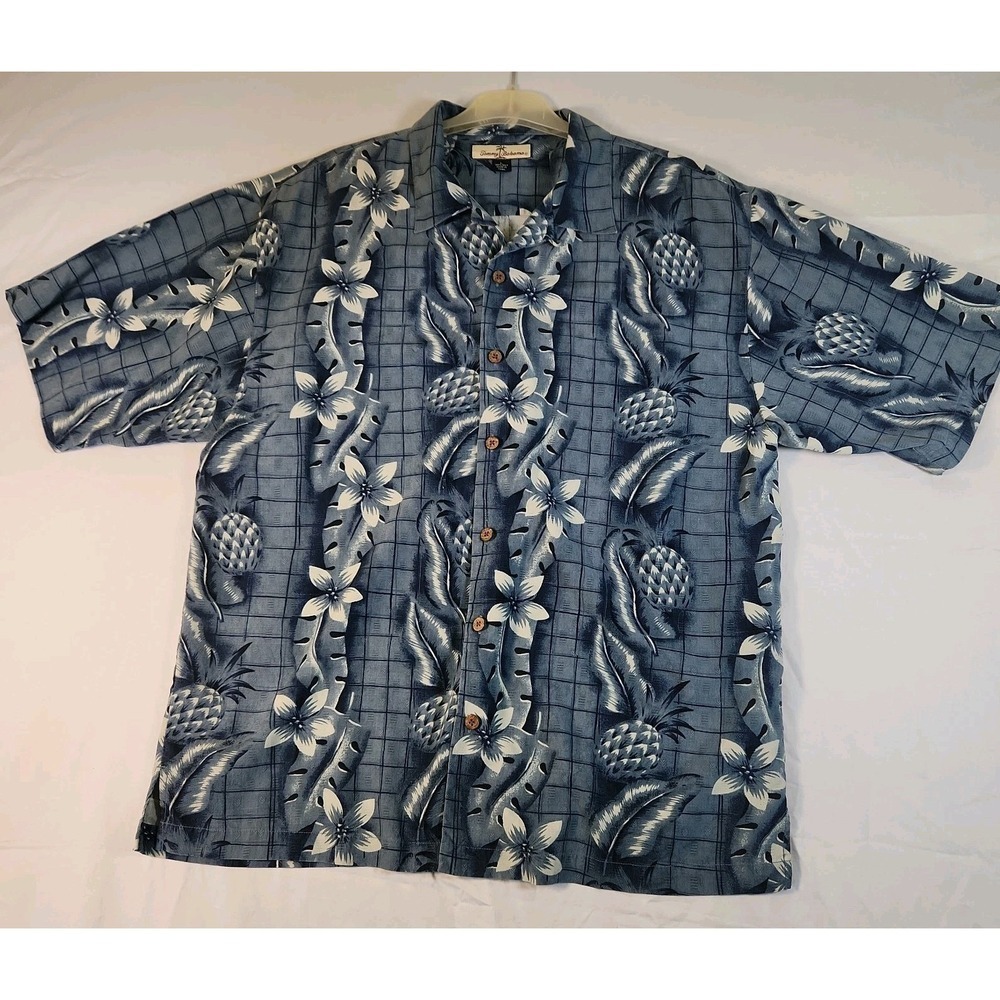Tommy Bahama Men's 100% Silk Hawaiian Blue Floral Short Sleeve Button Down Large